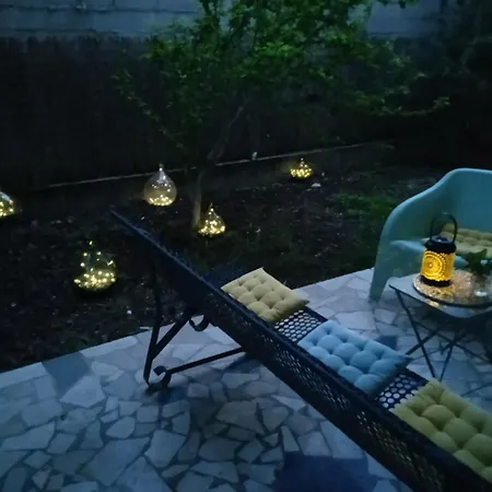 Les Sycomores Prive Avec Jardin Appartamento Sisteron