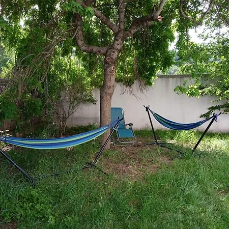 Les Sycomores Prive Avec Jardin * Sisteron